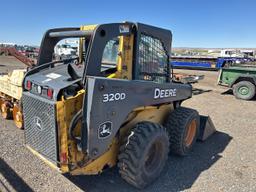 2010 John Deere 320D Skid steer loader