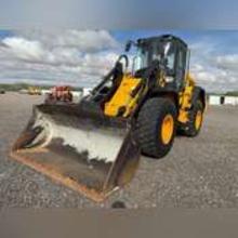 2016 JCB 427 Wheel Loader