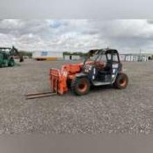 Xtreme XR5919 5000 lb 4x4x4 Telescopic Forklift