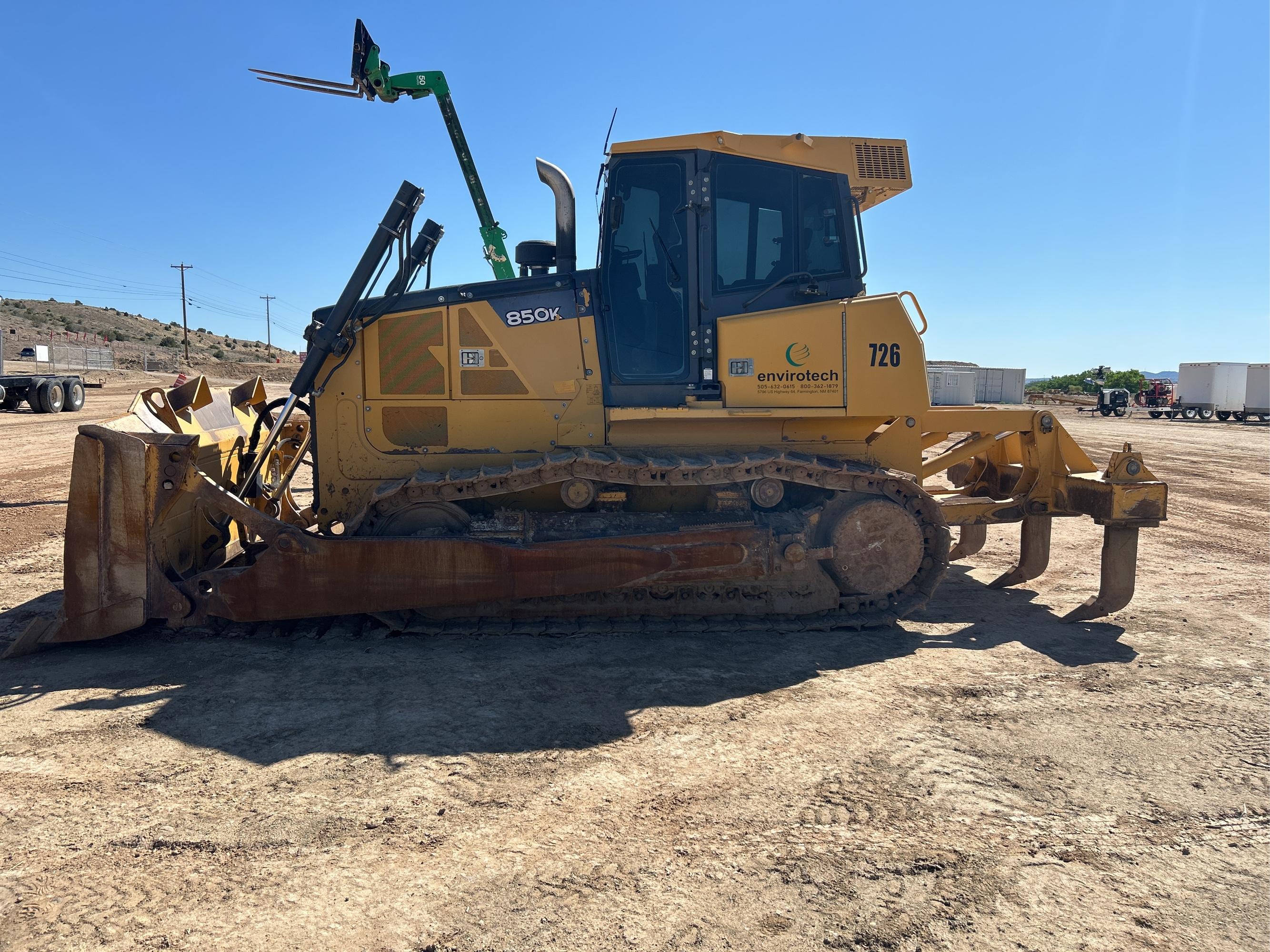 2013 John Deere 850K Crawler Tractor