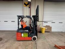 Toyota8FBE18U Electric Forklift