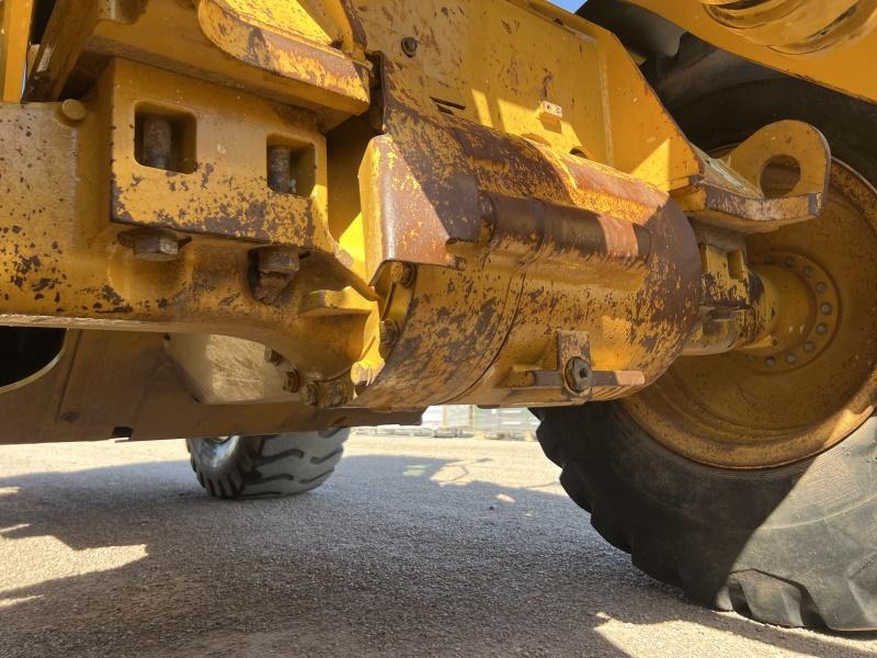 Caterpillar 930M Wheel Loader