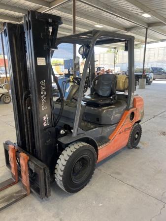 Toyota 8FGU25 Forklift