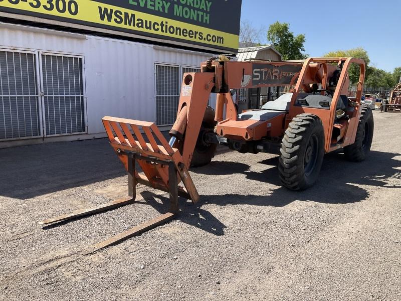 Traverse Lift F-644 Telescopic Forklift