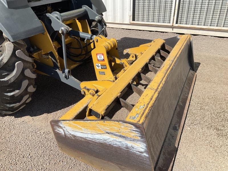 2017 John Deere 210L EP Skip Loader