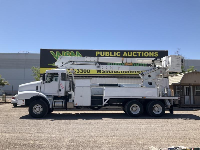 2006 Oshkosh F-2146 Bucket Truck