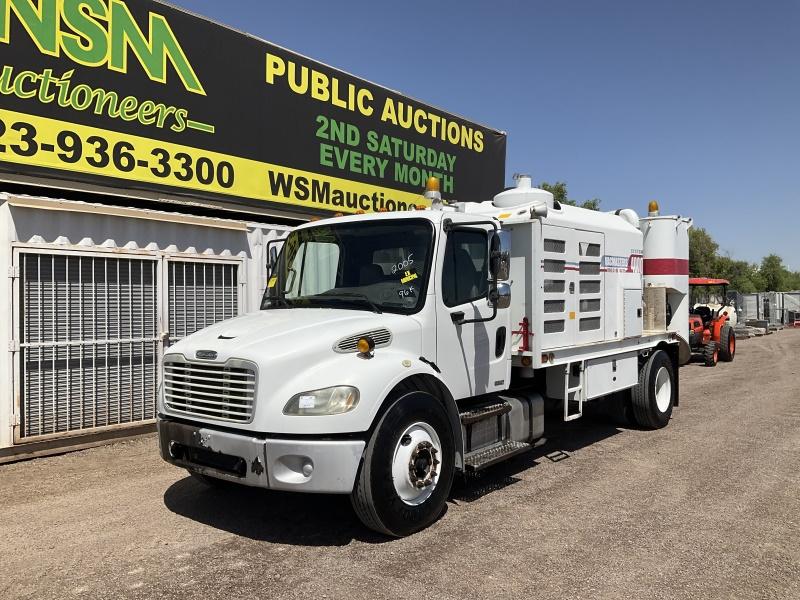 2005 Freightliner M2 Vac Truck