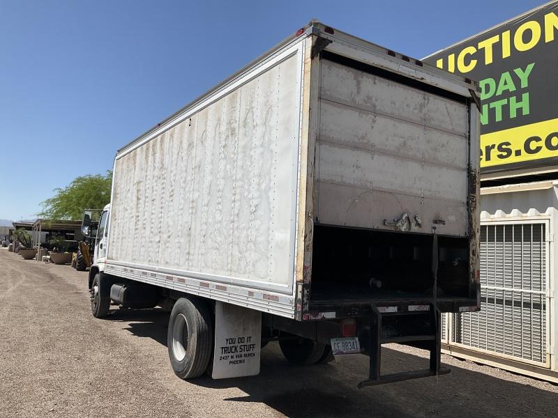 1997 Isuzu F7 Box Truck