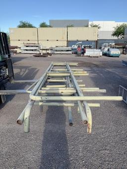 BUNDLE OF ASST METAL RAILING