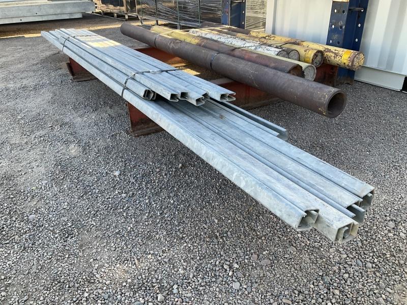 BUNDLE OF GALVANIZED UNI-STRUT