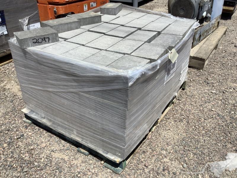 PALLET OF STONE PAVERS