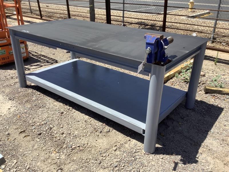 4FT X 8FT WELDING TABLE W/ VICE