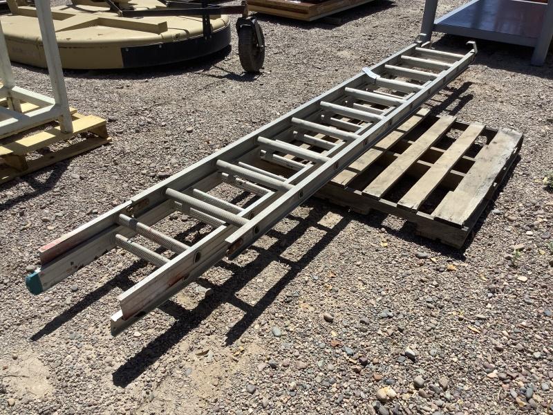 ALUMINUM EXTENSION LADDER