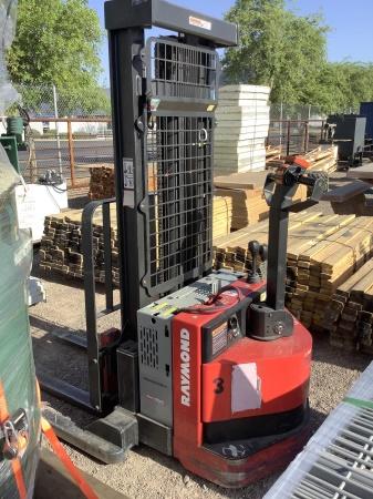 RAYMOND RSS40 ELECTRIC FORKLIFT