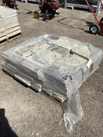 PALLET OF TRAVERTINE PAVERS