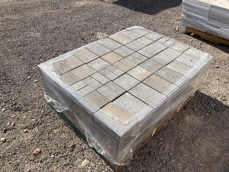 PALLET OF STONE PAVERS