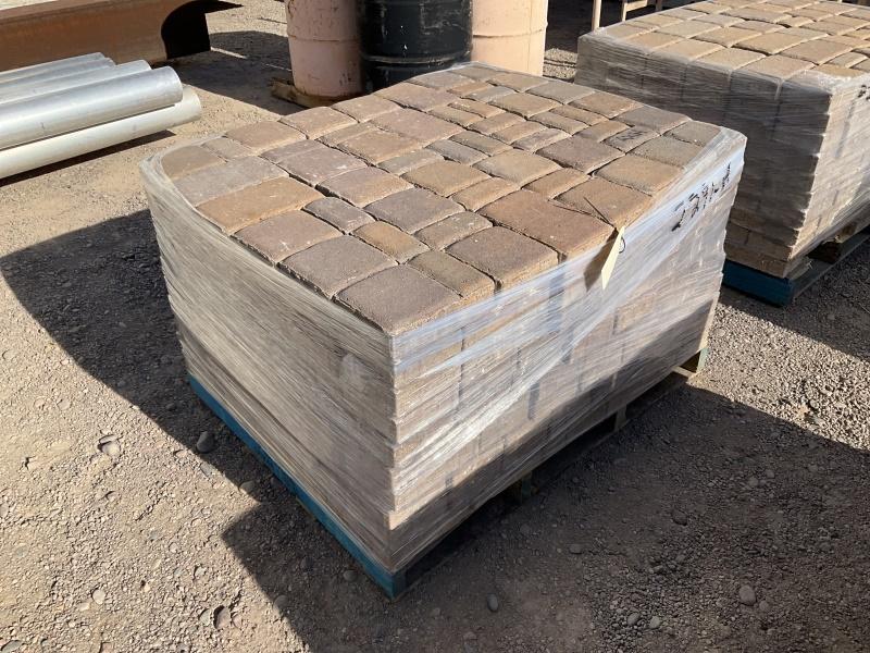 PALLET OF STONE PAVERS