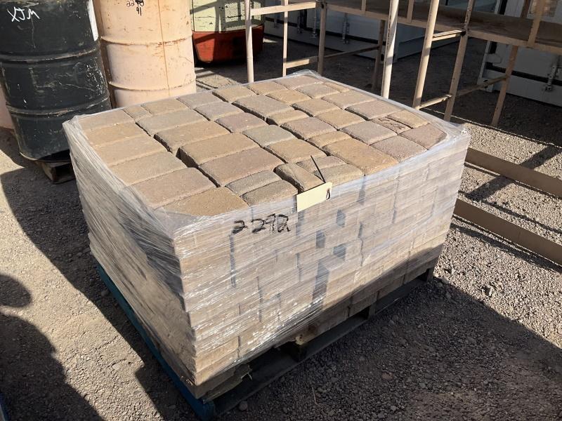 PALLET OF STONE PAVERS