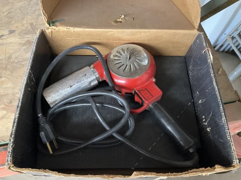 MILWAUKEE HEAT GUN