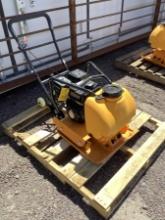 GAS POWERED PLATE COMPACTOR