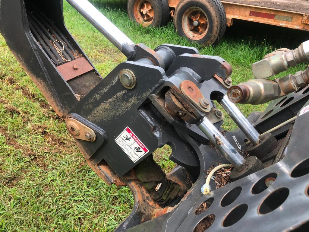 BRADCO MODEL 8511 SKID STEER 24" BACK HOE ATTACHMT