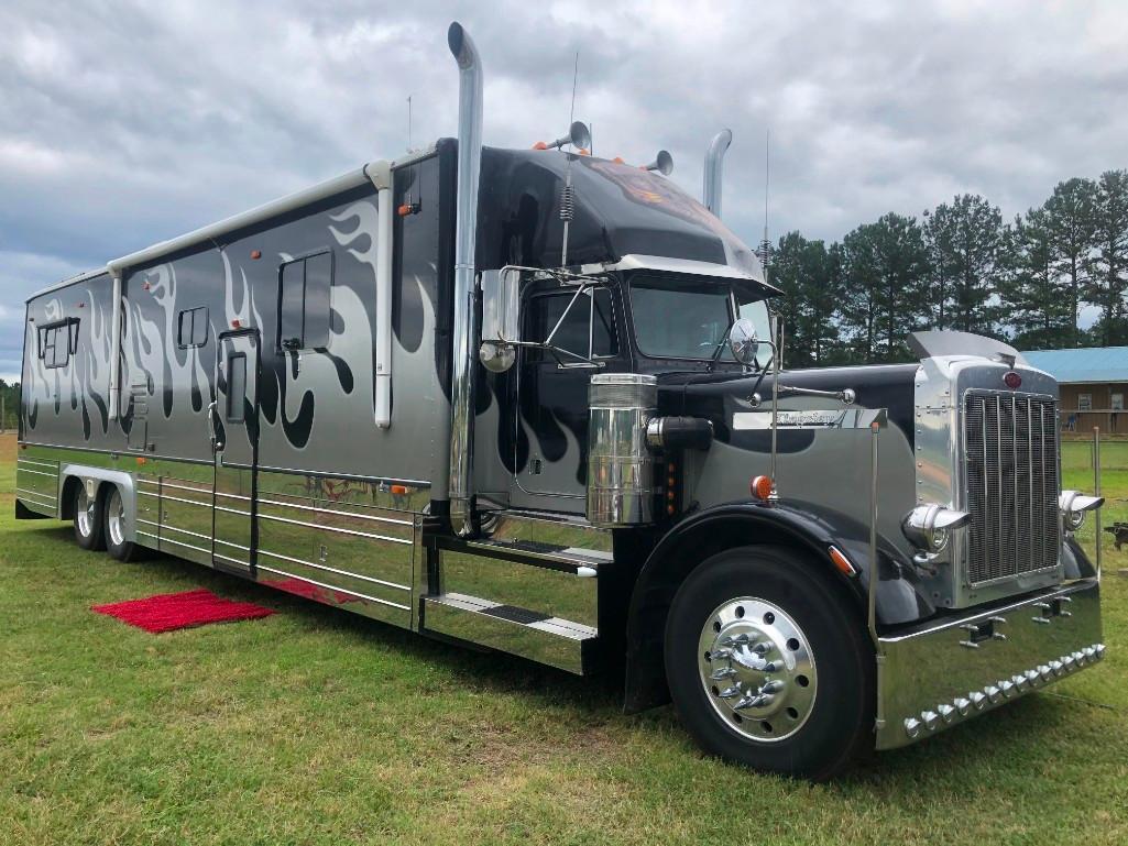 2001 KINGSLEY COACH W/PETERBILT TRACTOR