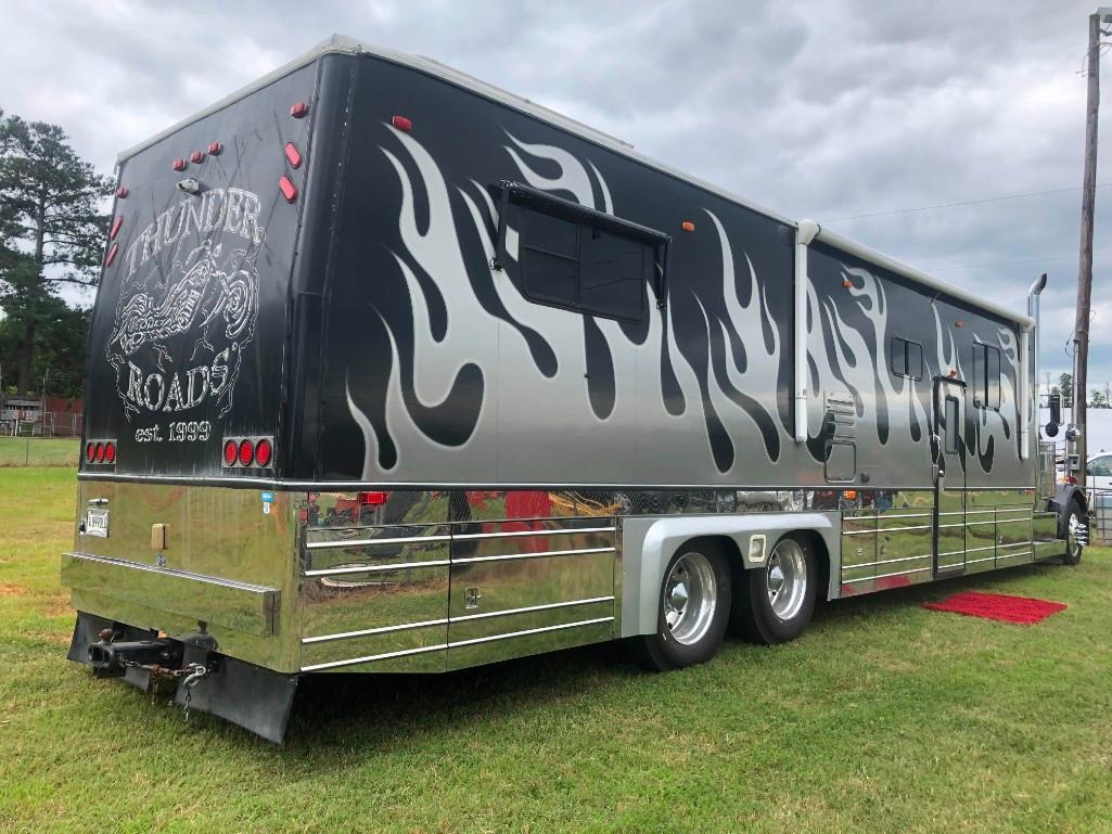 2001 KINGSLEY COACH W/PETERBILT TRACTOR