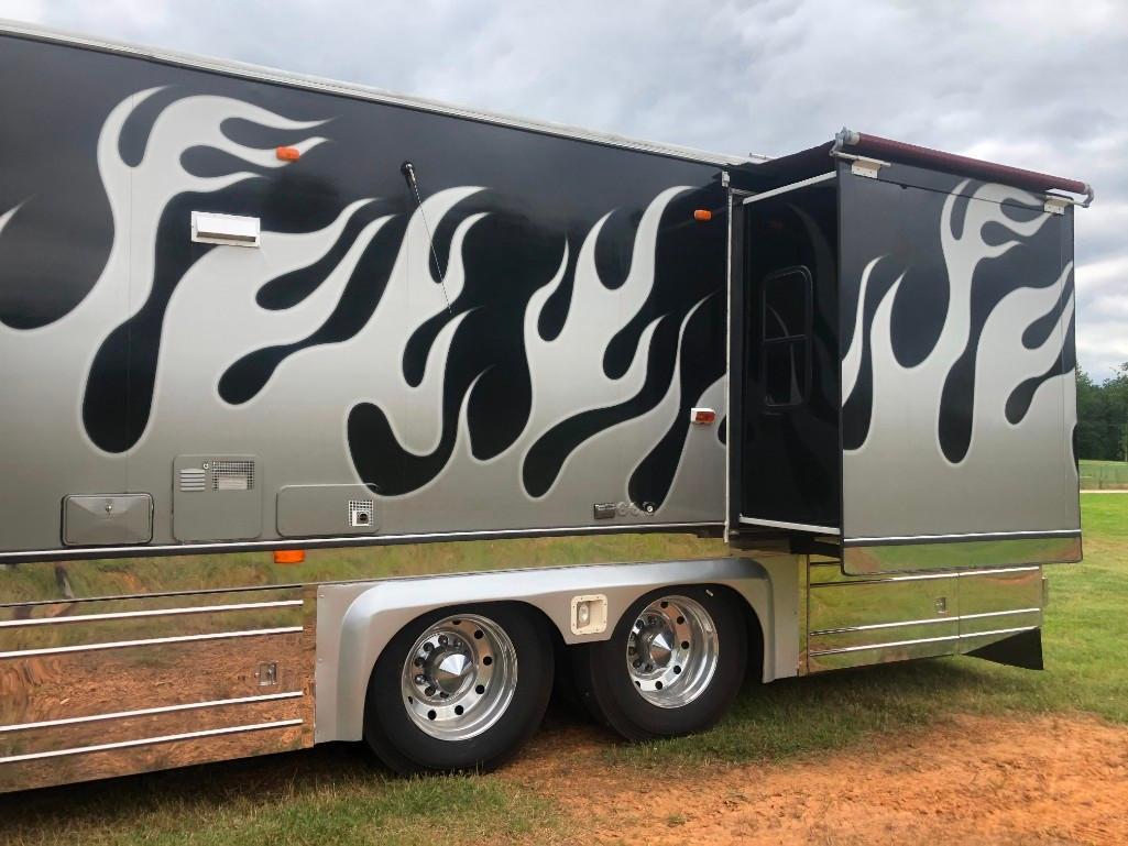 2001 KINGSLEY COACH W/PETERBILT TRACTOR