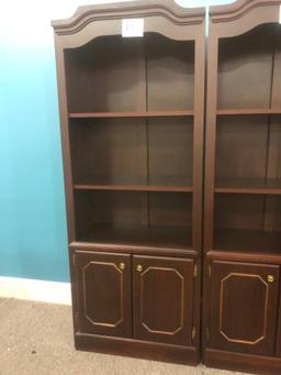 (1) THREE SHELF BOOKCASE W/BOTTOM CABINET