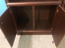 (1) THREE SHELF BOOKCASE W/BOTTOM CABINET