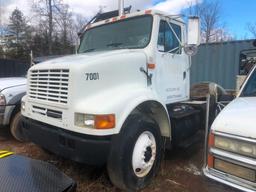 2000 INTERNATIONAL MODEL 8100 CAB AND CHASSIS