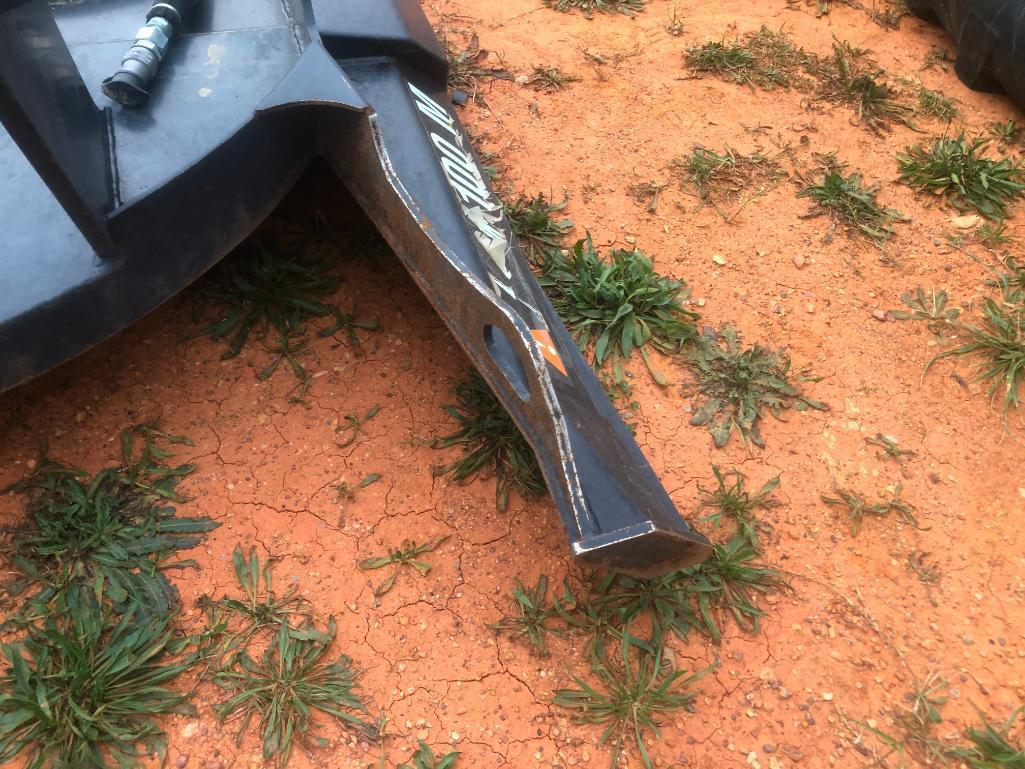 CAT BRX118 INDUSTRIAL BRUSH CUTTER