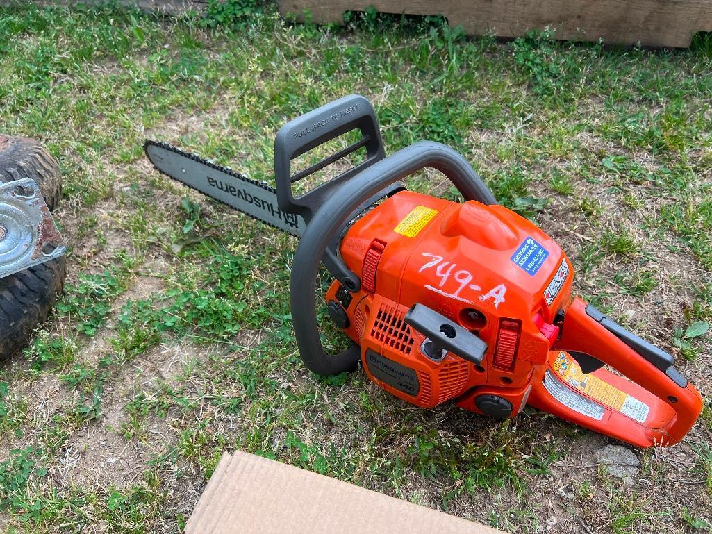 HUSQVARNA E SERIES 440 CHAINSAW (RUNS)