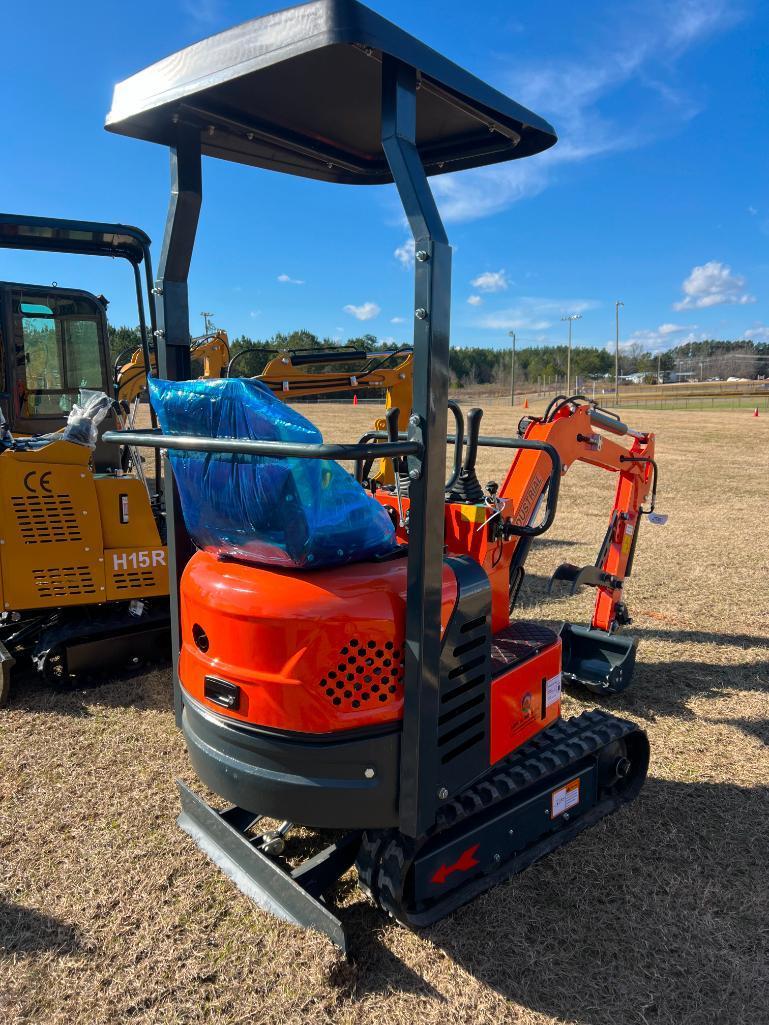 UNUSED AGT L12R MINI EXCAVATOR (GAS MOTOR, MANUAL