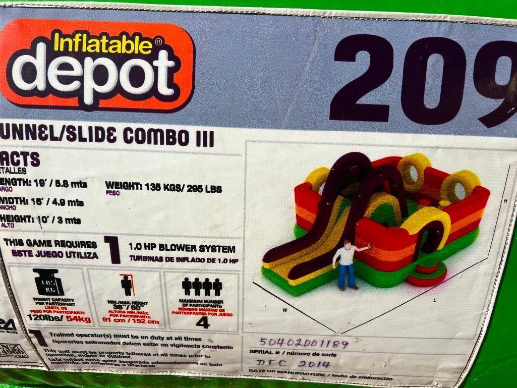 INFLATABLE DEPOT TUNNEL/SLIDE COMBO 3 (19ft Length, 16 ft Width, 10 ft height)