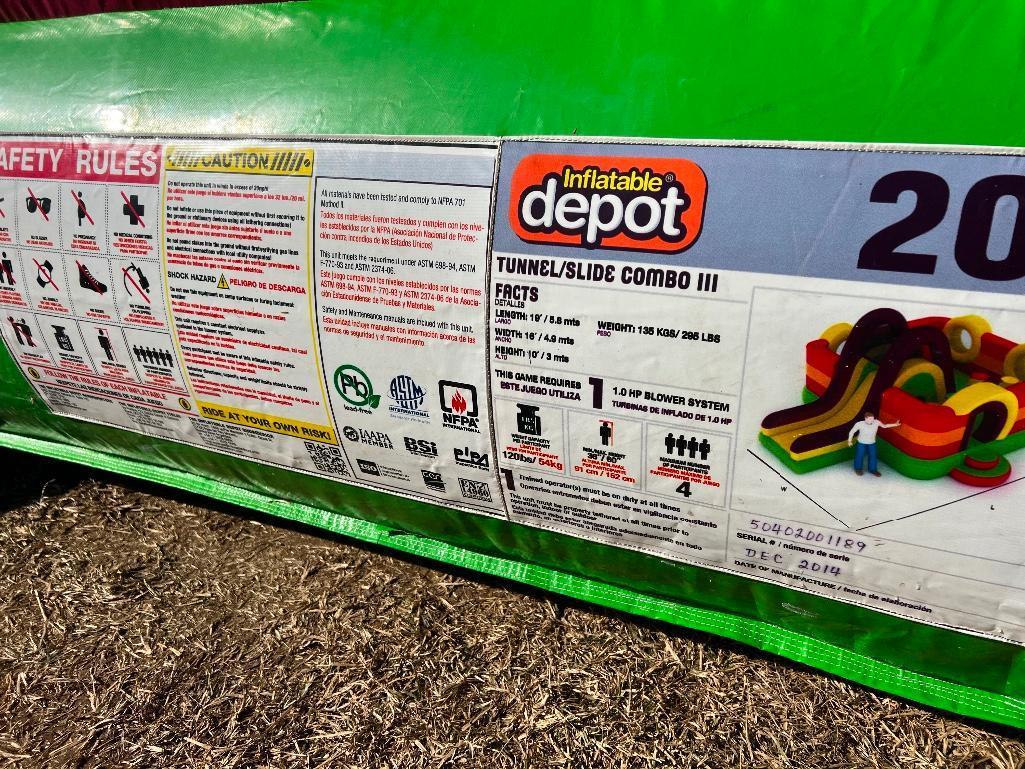 INFLATABLE DEPOT TUNNEL/SLIDE COMBO 3 (19ft Length, 16 ft Width, 10 ft height)