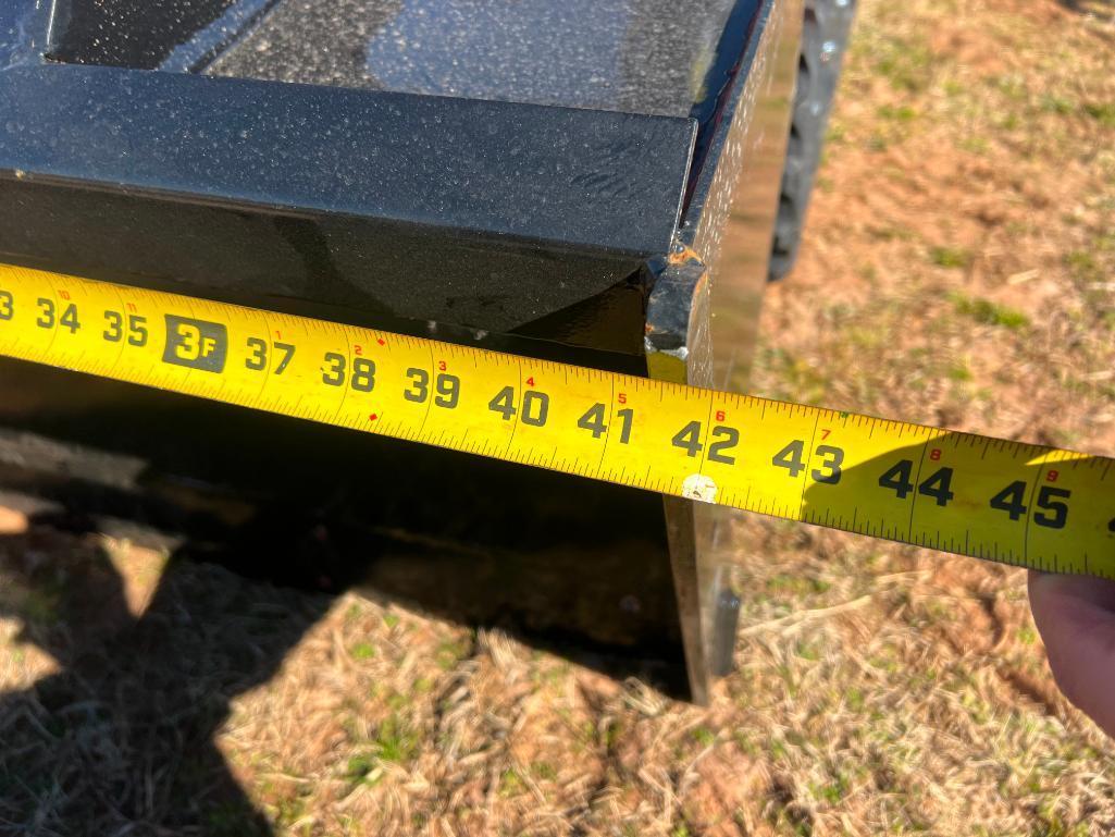 UNUSED EGN EG360T MINI SKID STEER LOADER
