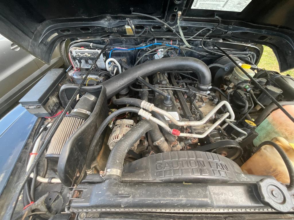 2000 JEEP WRANGLER (5SPD, 4WD, CB RADIO, SOFT