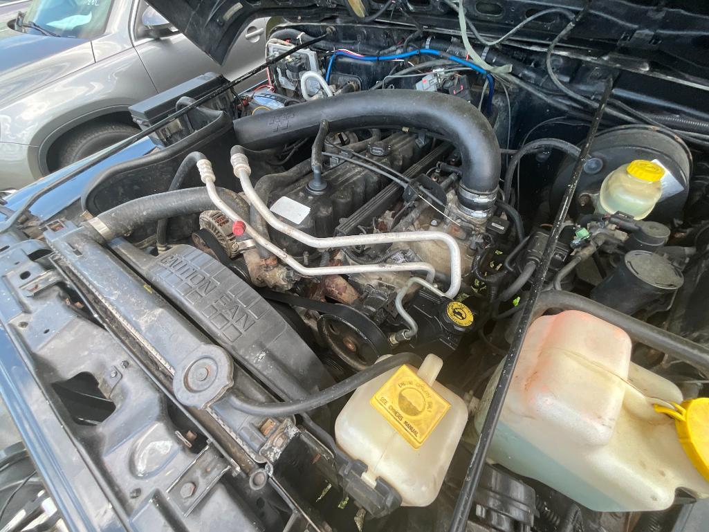 2000 JEEP WRANGLER (5SPD, 4WD, CB RADIO, SOFT