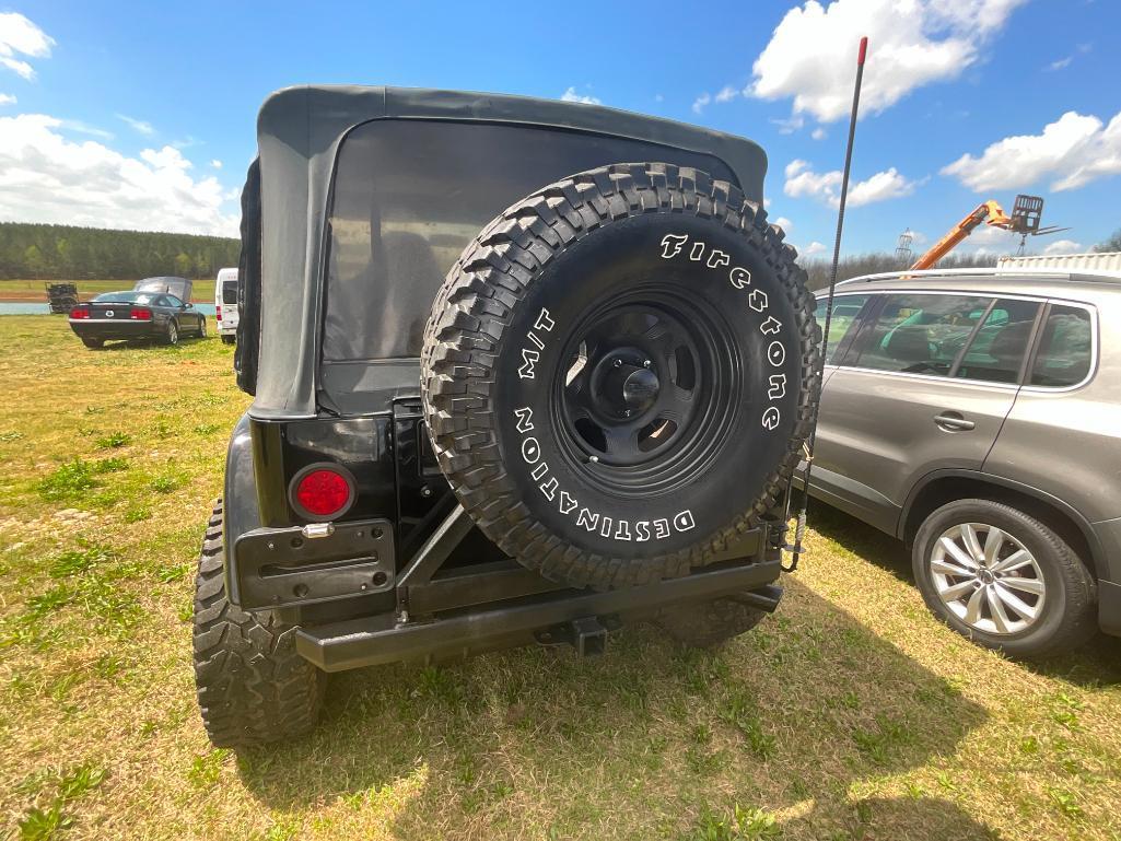 2000 JEEP WRANGLER (5SPD, 4WD, CB RADIO, SOFT
