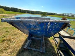 SELF DUMPING HOPPER