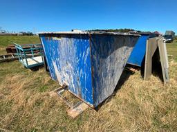 SELF DUMPING HOPPER