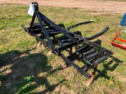 7 SHANK SPRING TOOTH CULTIVATOR (3PT)