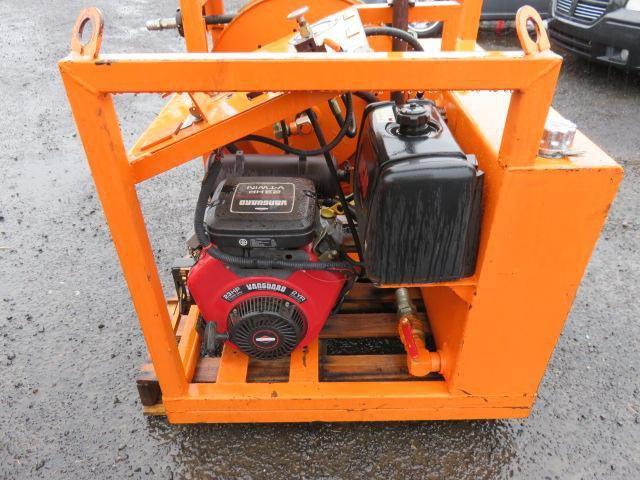HYDRAULIC POWER UNIT W/ VANGUARD 23 HP GAS V TWIN ENGINE & HOSE REEL W/ HOSE