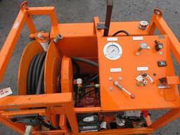 HYDRAULIC POWER UNIT W/ VANGUARD 23 HP GAS V TWIN ENGINE & HOSE REEL W/ HOSE