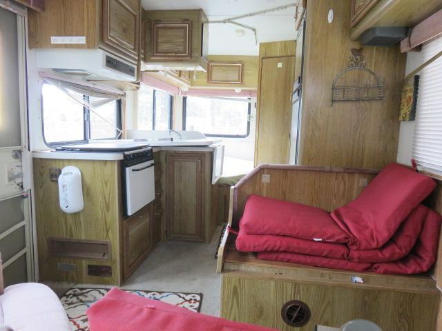 1991 TIOGA MONTARA 24' CLASS C MOTORHOME BY FLEETWOOD ON A FORD E-350 CHASSIS