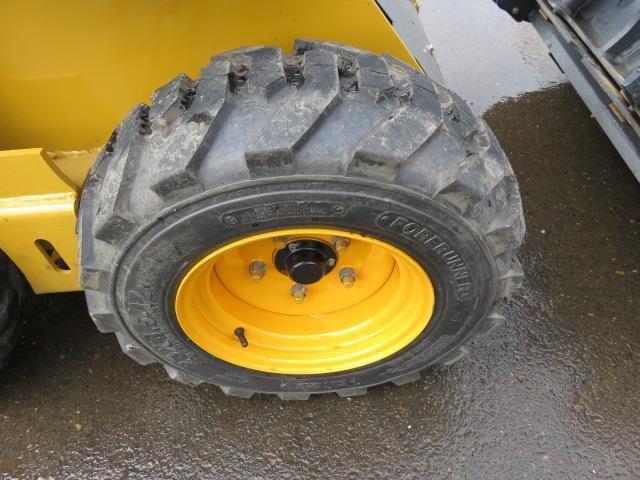 MATTSON ML525W MINI SKID STEER WHEEL LOADER