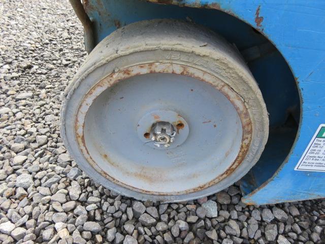 2002 GENIE GR-15 SELF PROPELLED MANLIFT