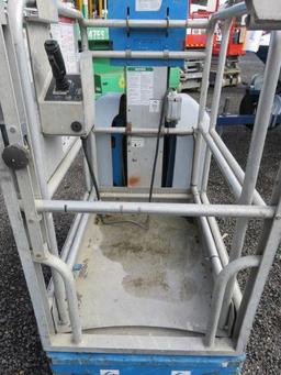 2002 GENIE GR-15 SELF PROPELLED MANLIFT