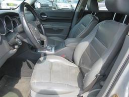 2005 DODGE MAGNUM
